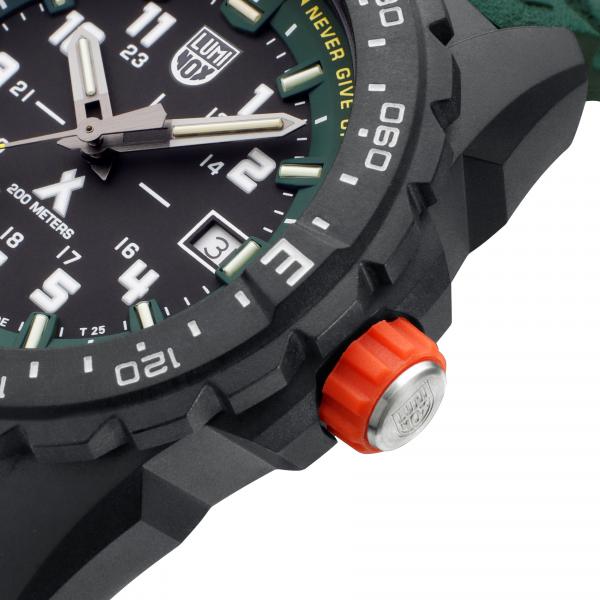 LUMINOX Bear Grylls Mountain XB.3735detail